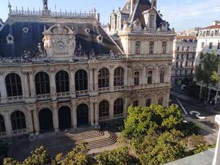 Colocation / Appartement 6 pièces de 145 m², Lyon, Place de la Bourse