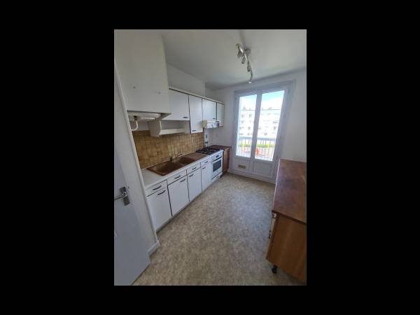 Location / Appartement 5 pièces de 82 m², Rennes, 4 Résidence Saint-Jean-Baptiste de la Salle / Photo 7