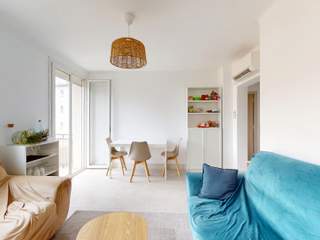 Colocation / Appartement 4 pièces de 66 m², Nîmes, Rue Josias Paut