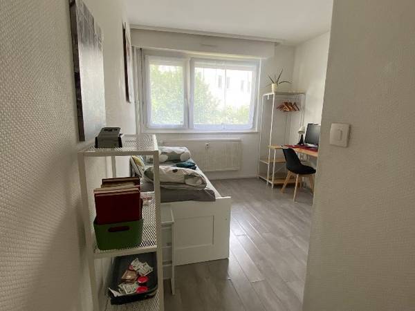 Location / Studio de 15 m², Strasbourg, Rue du Ballon / Photo 2