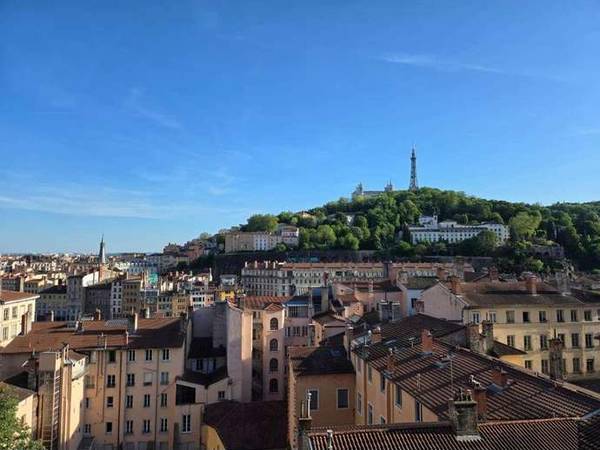 Colocation / Appartement 3 pièces de 92 m², Lyon, Place du Lieutenant Morel / Photo 12