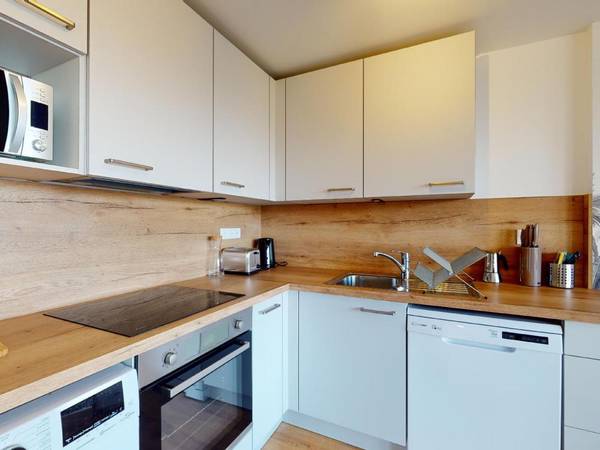 Colocation / Appartement 5 pièces de 97 m², Nanterre, 112 Rue Salavador Allende, / Photo 2