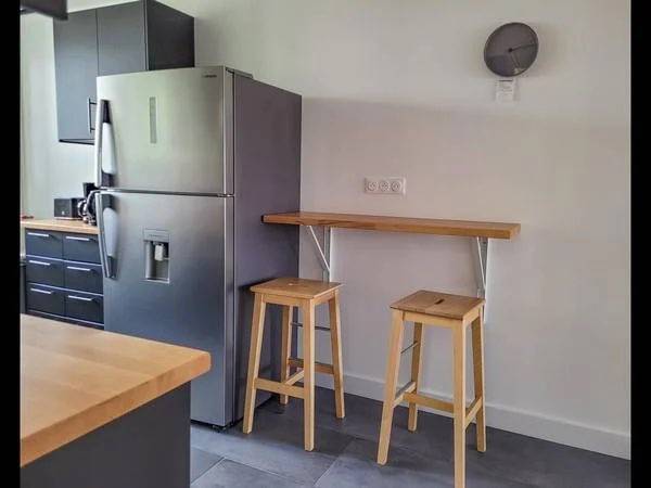 Colocation / Appartement 6 pièces de 101 m², Saint-Denis, Rue Auguste Poullain / Photo 5