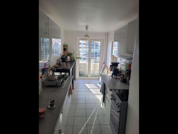 Colocation / Appartement 4 pièces de 90 m², Paris, Rue Raymond Losserand / Photo 10