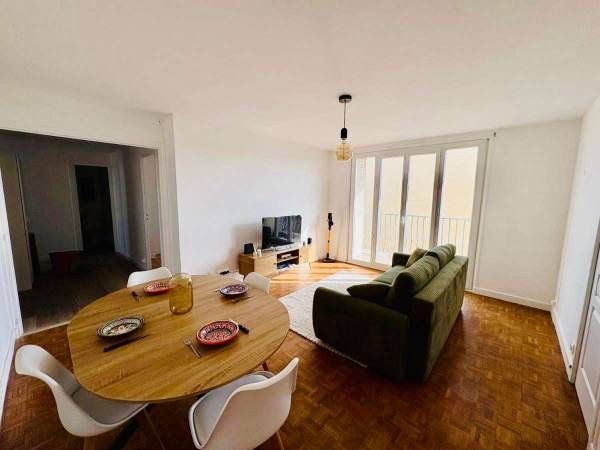 Colocation / Appartement 5 pièces de 88 m², Villeurbanne, Cours Emile Zola / Photo 2