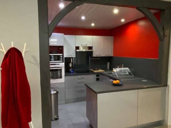 Colocation / Appartement 4 pièces de 94 m², Compiègne, Rue du Docteur Calmette / Photo 2