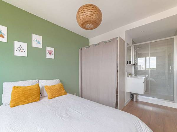 Colocation / Appartement 5 pièces de 100 m², Limoges, Rue de Corgnac / Photo 6