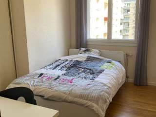 Colocation / Appartement 4 pièces de 67 m², Grenoble, Rue Docteur Calmette