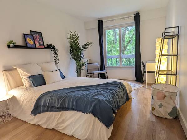 Colocation / Appartement 5 pièces de 93 m², Paris, Rue Blomet / Photo 2