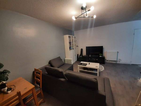 Location / Appartement 2 pièces de 47 m², Montpellier, Rue Suzanne Valadon / Photo 2