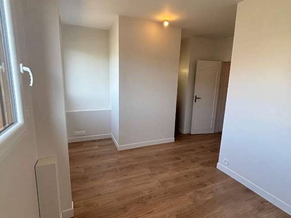 Colocation / Appartement 5 pièces de 72 m², Caen, Rue de Lebisey / Photo 12