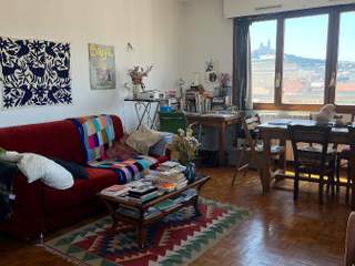 Spolubydlení / 3 rooms apartment · 70 m², Marseille, Rue d'Alger