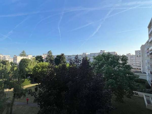 Colocation / Appartement 5 pièces de 82 m², Rosny-sous-Bois, Rue des Polyanthas / Photo 9
