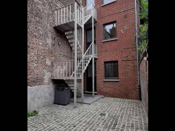 Location / Studio de 16 m², Mons / Photo 4