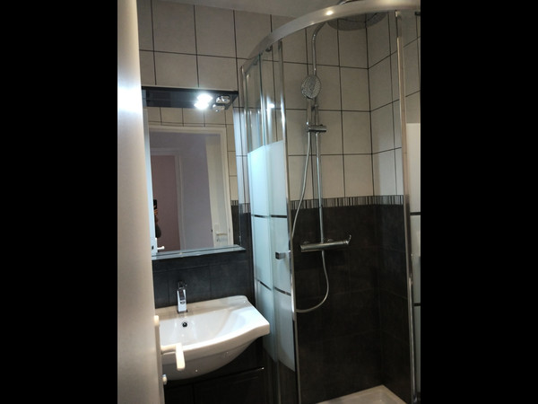 Colocation / Appartement 3 pièces de 51 m², Choisy-le-Roi, Square Salvador Allende / Photo 2