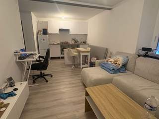 Location / Studio apartment, Saint-Saturnin-lès-Avignon
