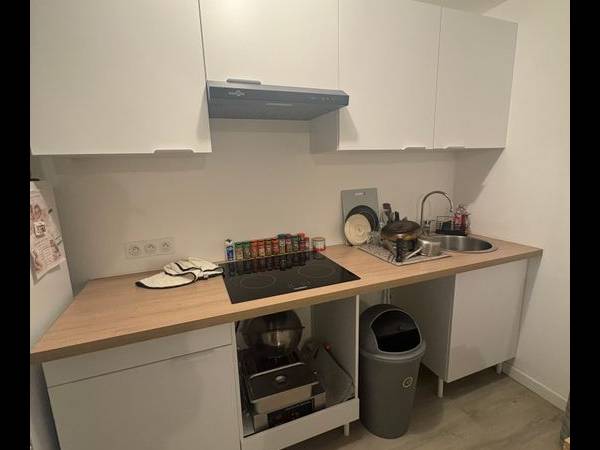 Location / Studio, Saint-Saturnin-lès-Avignon / Photo 2