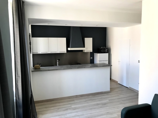 Colocation / Appartement 4 pièces de 72 m², Marseille, Rue Modeste / Photo 7
