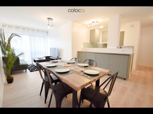 Colocation / Appartement 6 pièces de 114 m², Choisy-le-Roi, Galerie des Alliés / Photo 2