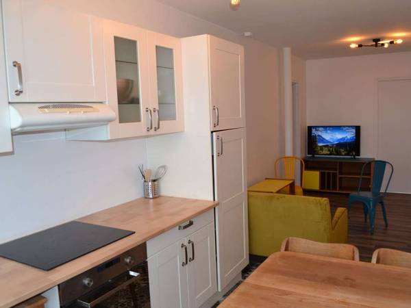 Colocation / Appartement 5 pièces de 85 m², Bagnolet, Rue de la Noue / Photo 2