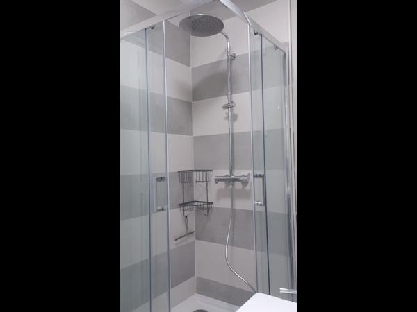 Colocation / Appartement 4 pièces de 85 m², Tassin-la-Demi-Lune, Avenue de la République / Photo 8