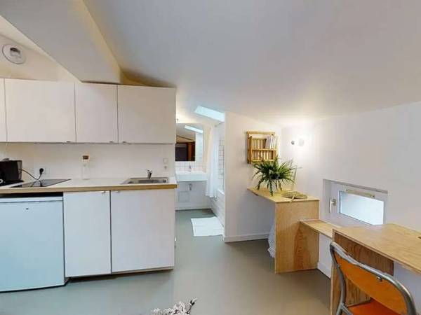 Location / Appartement 1 pièce de 20 m², Bordeaux, Rue des Faures / Photo 2
