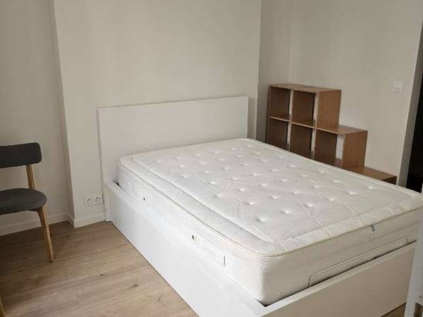 Colocation / Appartement 3 pièces de 50 m², Saint-Denis, Rue Denfert-Rochereau / Photo 2