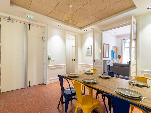 Colocation / Appartement 8 pièces de 161 m², Marseille, Cours Lieutaud / Photo 7