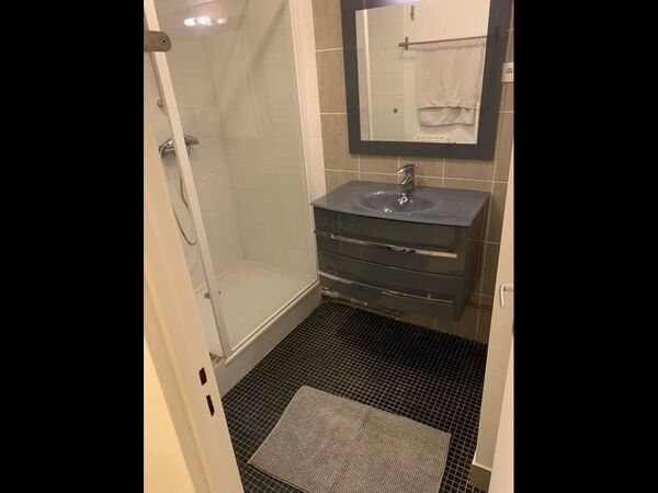 Colocation / Appartement 5 pièces de 100 m², Tours, Rue de Ballan / Photo 2