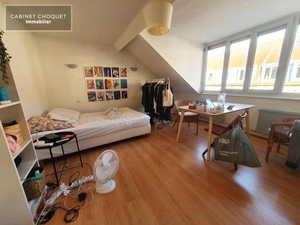 Location / Appartement 1 pièce de 32 m², Lille, Rue Caumartin / Photo 2