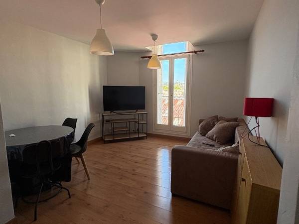Colocation / Appartement 3 pièces de 47 m², Marseille, Rue Antoine Blanc / Photo 4