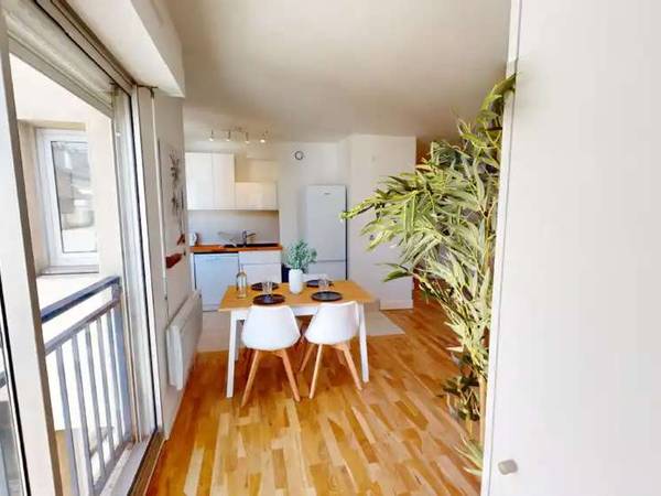 Colocation / Appartement 6 pièces de 82 m², Paris, Rue de l'Eglise / Photo 9