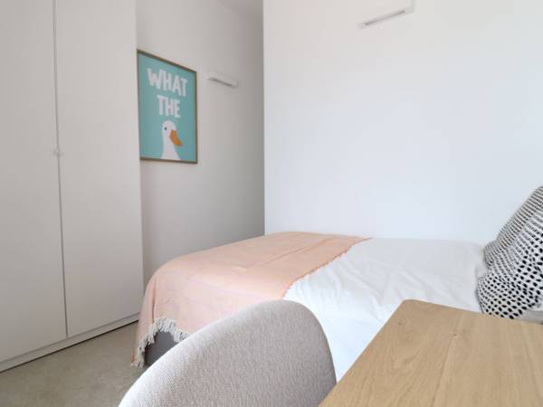 Colocation / Appartement 7 pièces de 106 m², Nice, Boulevard du Parc Impérial / Photo 2