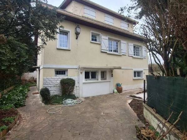 Coliving / Maison 7 pièces de 252 m², Chelles, Rue Victor Hugo / Photo 5
