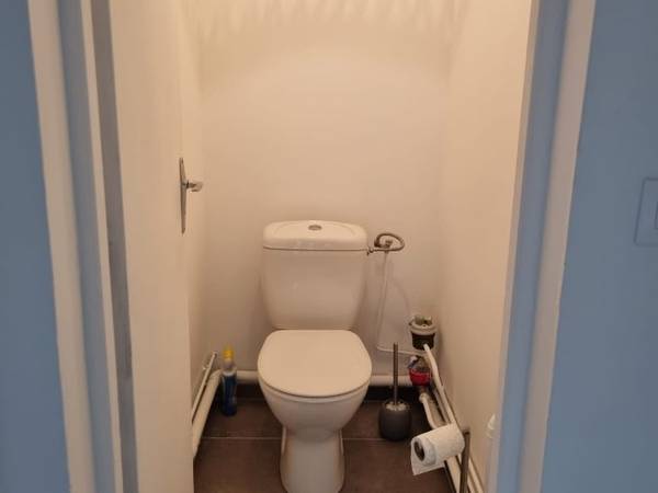 Colocation / Appartement 5 pièces de 66 m², Bron, Impasse Kimmerling / Photo 8