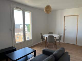 Room share, 5 rooms apartment, Le Mans