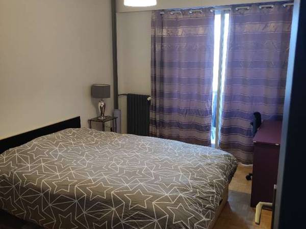 Flatsharing / 4-bedroom duplex · 90 m², Paris, Rue Erard / Photo 2