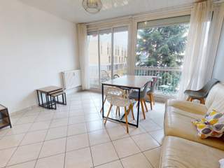 Colocation / Appartement 4 pièces de 71 m², Bron, B Avenue Pierre Brossolette