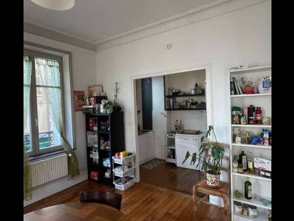 Colocation / Appartement 5 pièces de 95 m², Nancy, Rue de la Commanderie / Photo 2