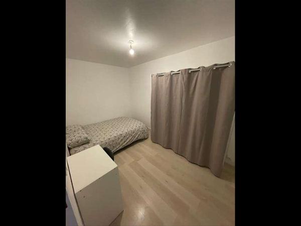 Colocation / Appartement 5 pièces de 68 m², Villenave-d'Ornon, Rue du Levant / Photo 2