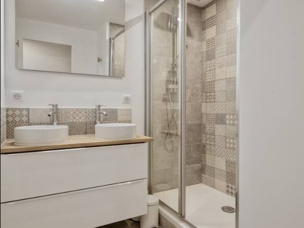 Colocation / Appartement 5 pièces de 70 m², Le Bouscat, Avenue de la Libération Charles de Gaulle / Photo 6
