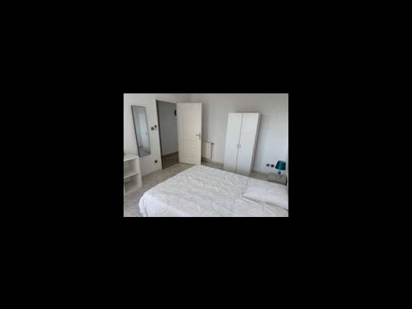 Colocation / Appartement 5 pièces de 100 m², Strasbourg, Rue Curie / Photo 7