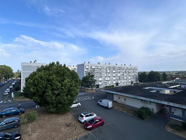 Room share / 5 rooms apartment · 80 m², Cholet, Rue du Docteur Laennec / Photo 6