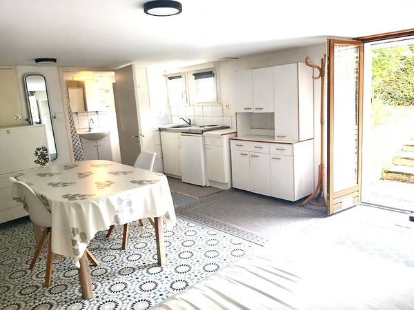 Location / Studio, Auxerre / Photo 2
