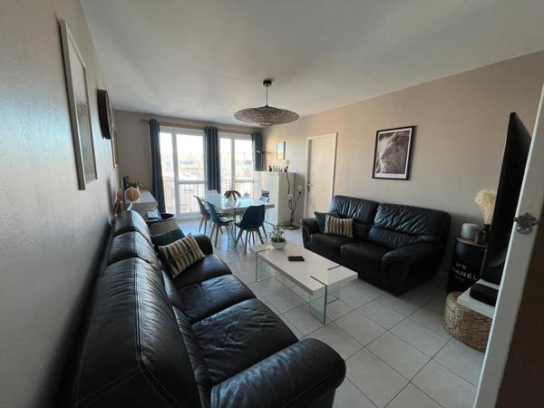 Colocation / Appartement 4 pièces de 84 m², Toulouse, Rue d'Arles / Photo 2