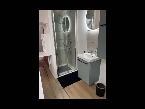 Location / Studio de 20 m², Roubaix, 33 Rue de l'Industrie / Photo 10