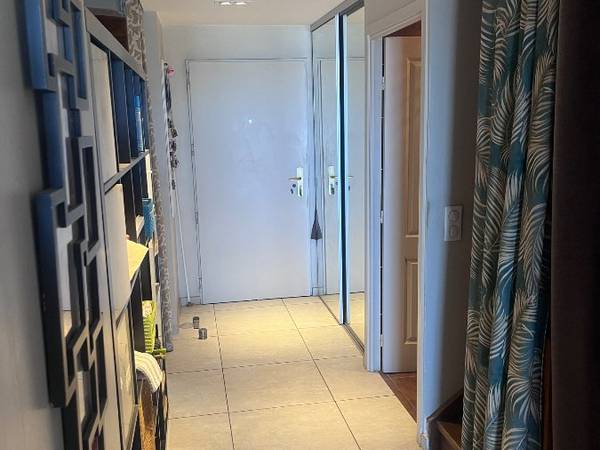 Chambre chez l'habitant / Duplex 6 pièces de 150 m², Marseille, Boulevard Ferevoux / Photo 2