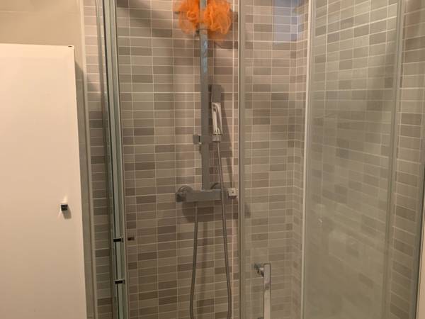 Colocation / Appartement 5 pièces de 77 m², Bron, Rue des Essarts / Photo 18