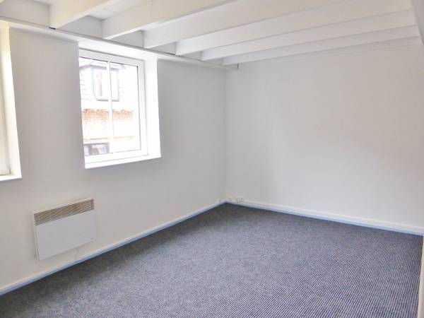 Location / Appartement 2 pièces de 36 m², Lille, Rue de la Halloterie / Photo 2