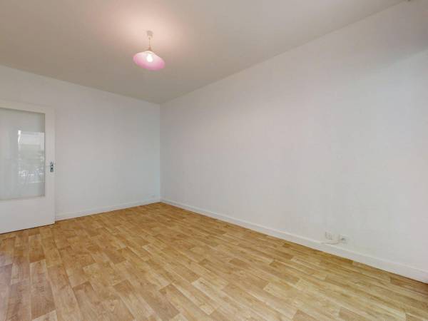 Rental / 3-bedroom flat · 61 m², Lyon, Rue François Gillet / Photo 2